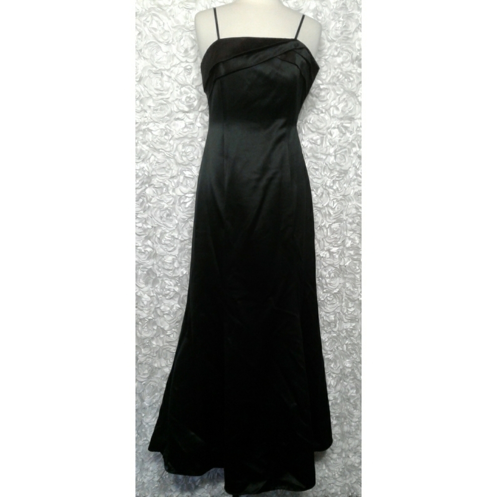 LAUNDRY black satin Evening gown